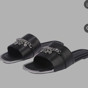 DKNY Womens Holden Charm Flat Black Sliders Size 7